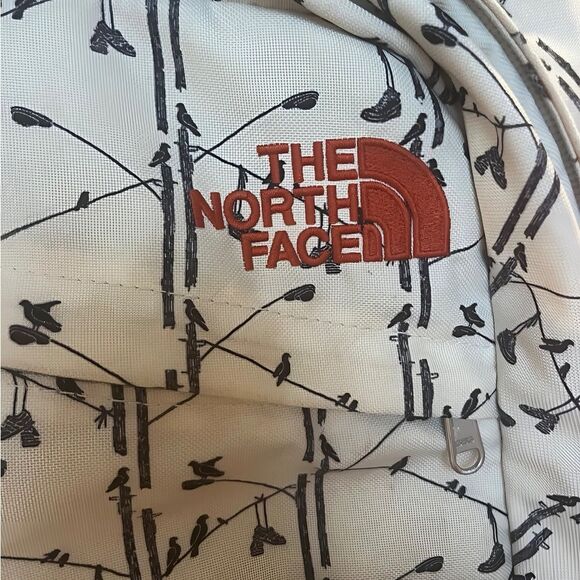 The North Face wise guy vintage bird on a wire printed /sequoia red backpack - Picture 3 of 14